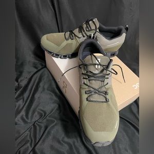 Cloud 5 Waterproof Olive/Black